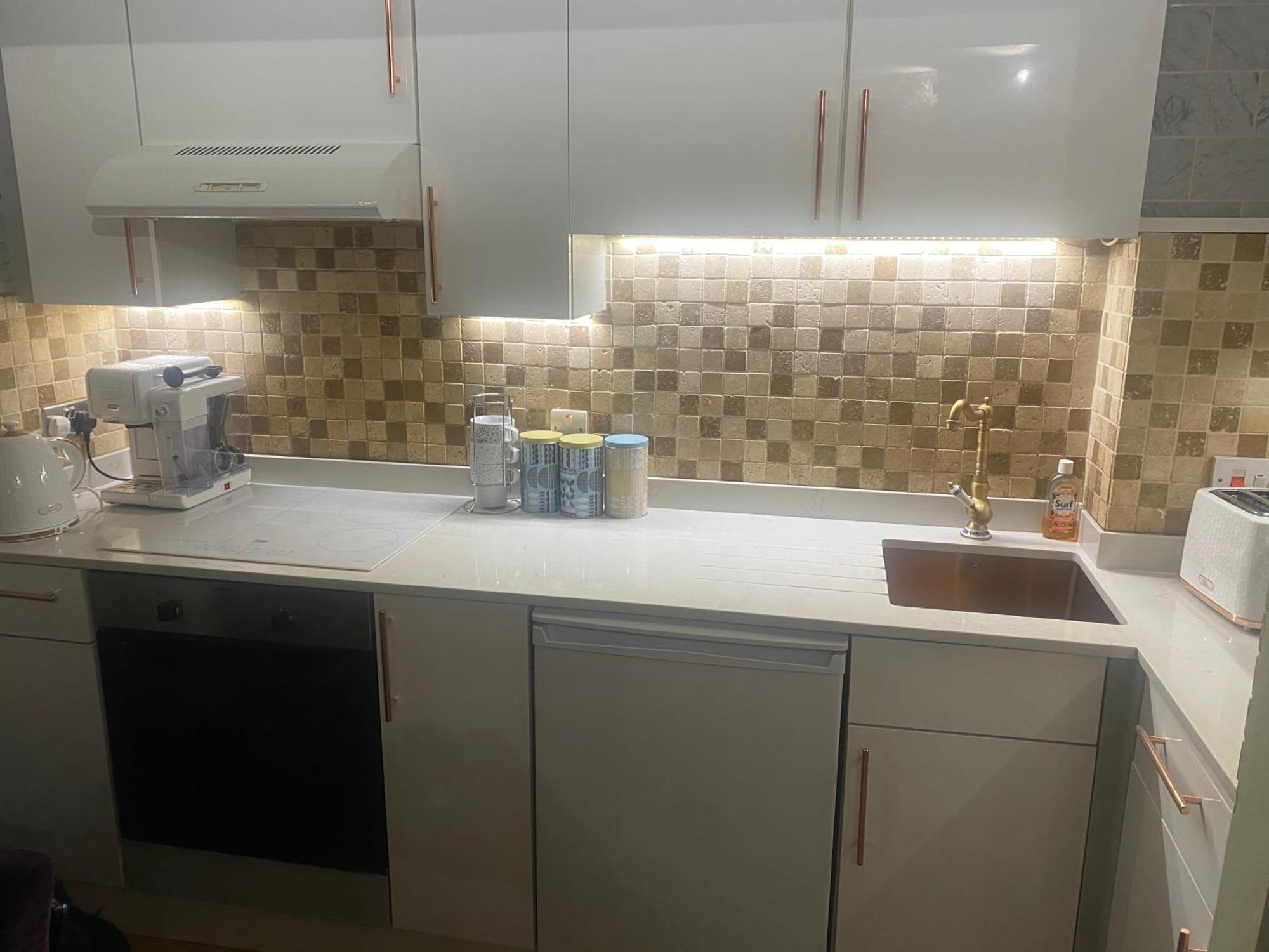 Quiet Lower Floor 2 Bed City Apartment With Private Patio Garden Bath Luaran gambar