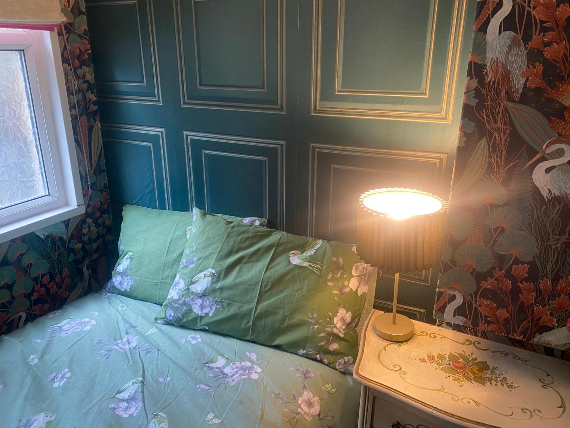 Quiet Lower Floor 2 Bed City Apartment With Private Patio Garden Bath Luaran gambar